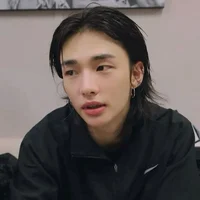 hyunjin - MLM