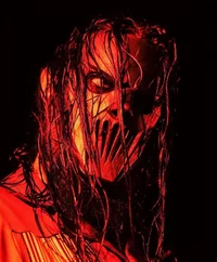 005 Mick Thomson