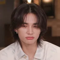 04 - hyunjin