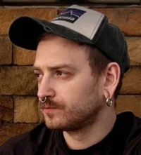 Даня Крастер