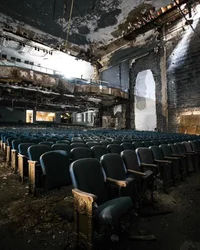 Cine abandonado