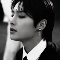 Husband Yang Jeongin