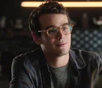 005-Simon Lewis 