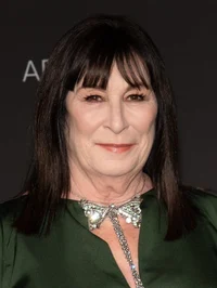 Anjelica Huston