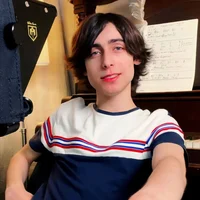 Aidan gallagher 