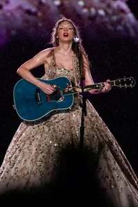 TAYLOR -a- SWIFT