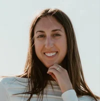 Noelle Cheney -Giant