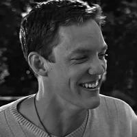 06 - Stu Macher