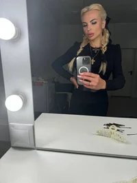 вика комахина