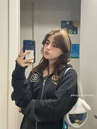 Angela rrochista