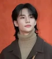 Hwang hyunjin