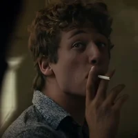 Lip Gallagher 