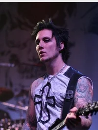 Synyster Gates