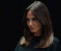 Angelina Jolie 