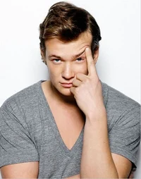 Edward Speleers