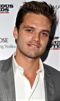 Sebastian Stan 