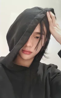 Hwang Hyunjin 