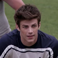 Grant Gustin