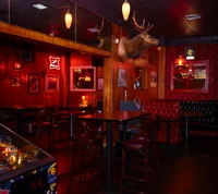 Howl at the Moon Bar