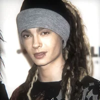 Том Каулитц-сталкер