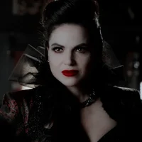 01 - Evil Queen