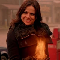 01 - Regina Mills