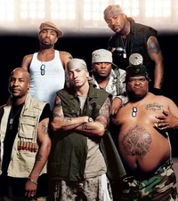 D12
