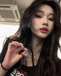 Yuina Kaitlin 