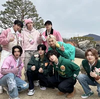 Stray Kids