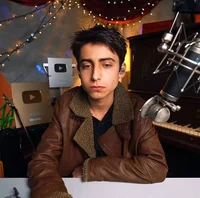 Aidan Gallagher 