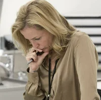 Gillian Anderson
