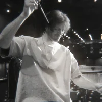 Арсений Попов