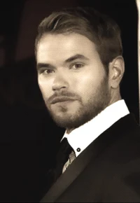 Kellan Lutz 