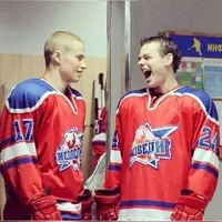 Антон Антипов