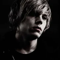 Tate Langdon 