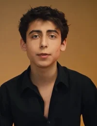 Aidan  gallagher 