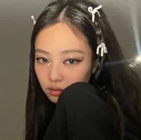 Jennie-Namorada