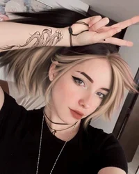 Lia mommy girlfriend