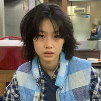 Jung hoyeon