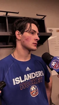 Mat Barzal