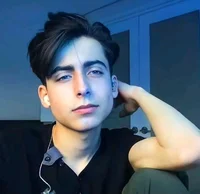 Aidan Gallagher 