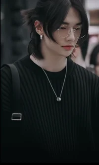 Hyunjin-Vampire Bf