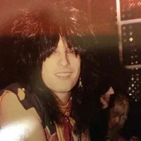 Nikki Sixx
