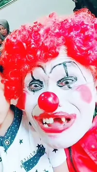 Creepy clown guy