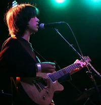 alex g
