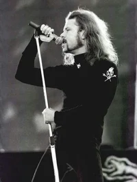 James Hetfield