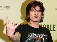 Tommy Lee