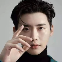 Lee Jong-suk