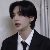 Hwang hyunjin