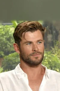 Chris hemsworth 